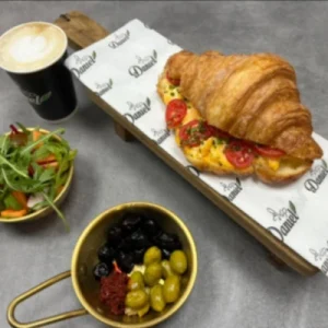 ארוחת בוקר קונטיננטלית